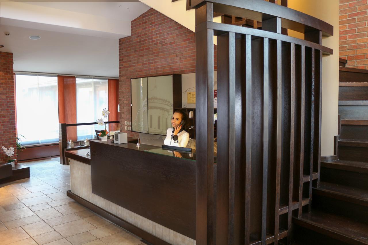 Bazilika Alatt Panzio Bed & Breakfast Esztergom Ngoại thất bức ảnh
